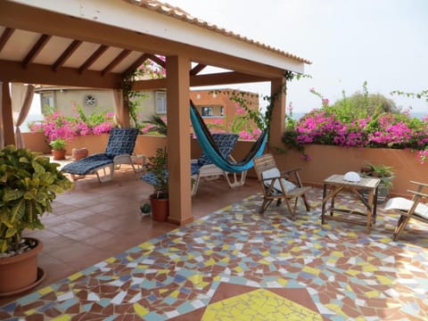 Seating area, Garden view, Breakfast, sunbed, Internal: Not applicable to any particular room