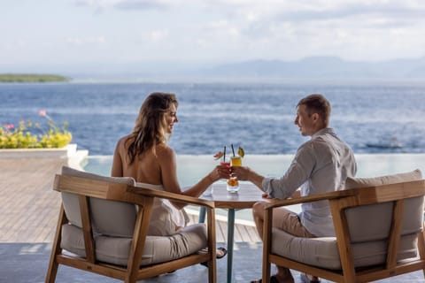 Restaurant/places to eat, Dining area, Sea view, Lunch, Dinner