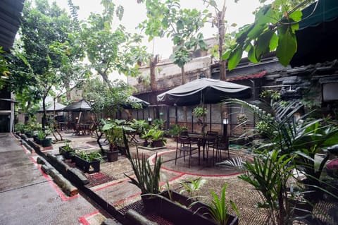 Property building, Garden