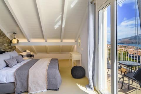 Bed, View (from property/room), Balcony/Terrace, Bedroom