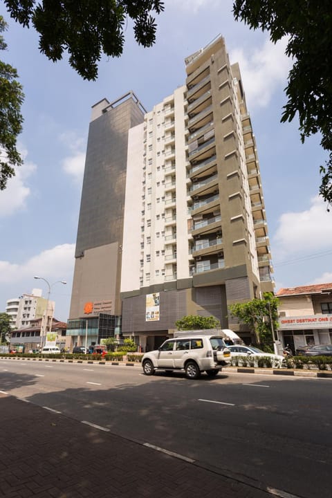 Property building, Street view, Location