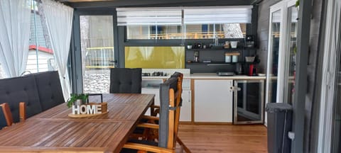 Maja Vita _ Maja Apartment in Šibenik-Knin County, Croatia