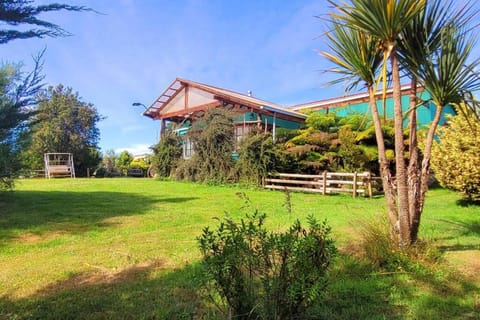 Property building, Natural landscape, Garden, Garden view
