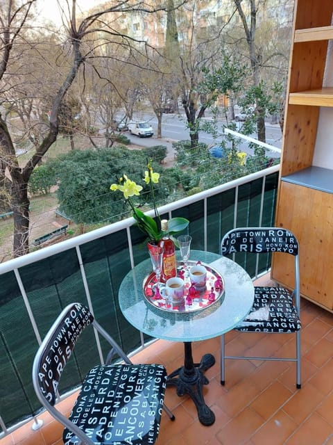 Balcony/Terrace, Garden view