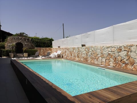 Pool view, Swimming pool, sunbed