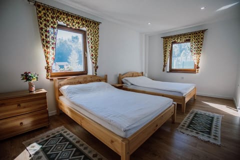 Bed, Other, Other, Other, Photo of the whole room, Decorative detail, Decorative detail, Seating area, Bedroom, towels, wardrobe