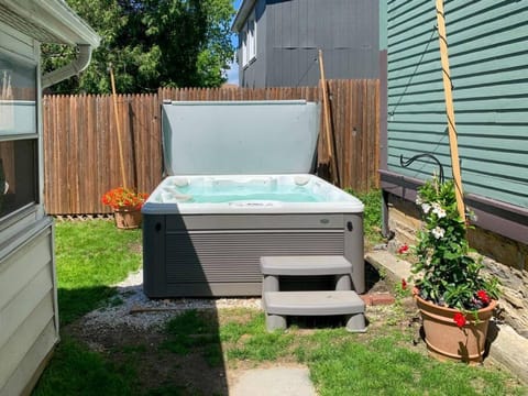 Bohemian Compound with Hot Tub Apartment in Burlington