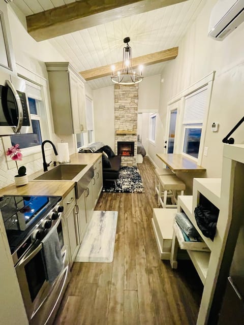 TV and multimedia, minibar, pet friendly, stove