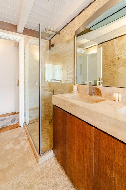 Al Platano Orientale Apartment in Bologna