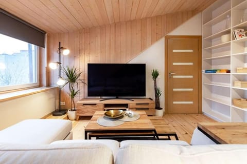 TV and multimedia, Living room, Photo of the whole room, Seating area