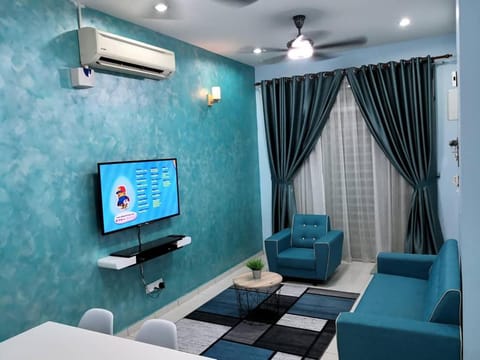 TV and multimedia, Living room, fireplace