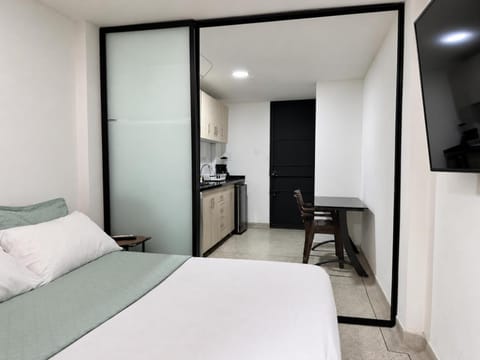 Kitchen or kitchenette, Bedroom