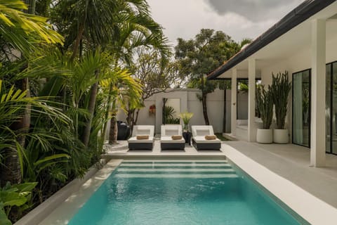 Garden, Pool view, Swimming pool, Swimming pool
