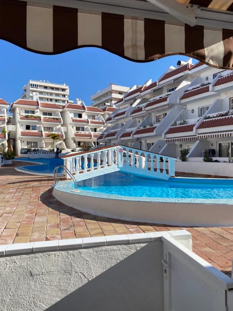 Property building, Day, Balcony/Terrace, Pool view, Swimming pool