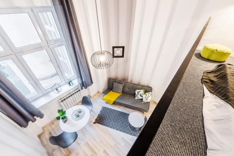 Seating area, Dining area, City view