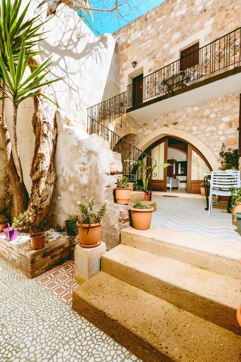 Property building, Patio