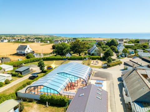 Camping la Corniche Campground/ 
RV Resort in Finistere