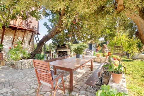 Inner courtyard view