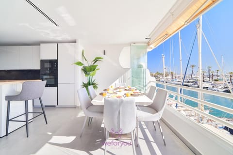 Dining area, Sea view