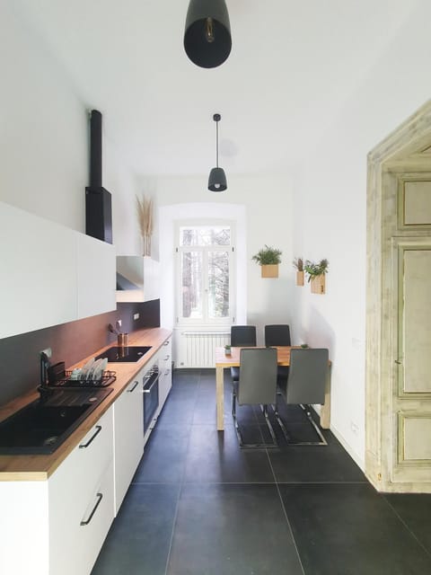 Larco Trieste studio living 3 Apartment in Trieste