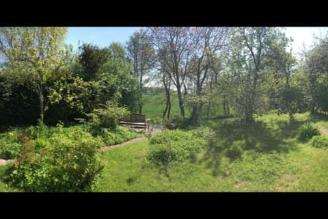 NEU! Ferienhaus mit Naturgarten House in Scharbeutz