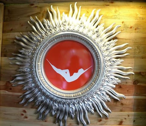 Romantic Retreat - Luxury Shepherds Hut + Hot Tub! House in England