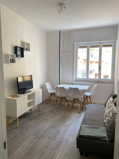 Loano: Centro e Mare a portata di mano Apartment in Loano