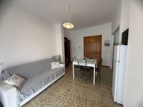 E03 - Trilocale Panaro Apartment in Alba Adriatica