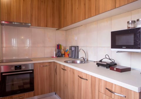 Coffee/tea facilities, Kitchen or kitchenette, minibar, pet friendly, stove, toaster