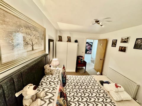 LoughView BED & BREAKFAST Bed and Breakfast in Belfast