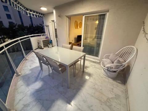 Bonito apartamento de la playa Apartment in Marina Baixa