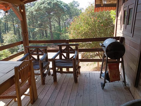 Cabaña Romantica Odette en Zona Boscosa con WiFi Chalet in Mazamitla