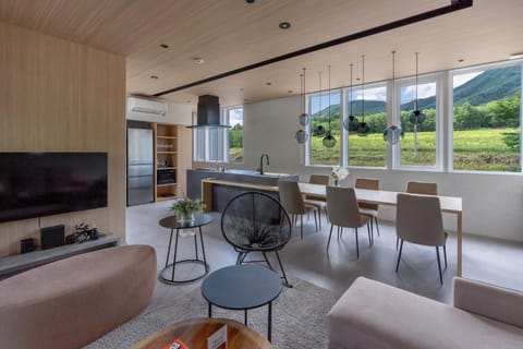 TV and multimedia, Living room