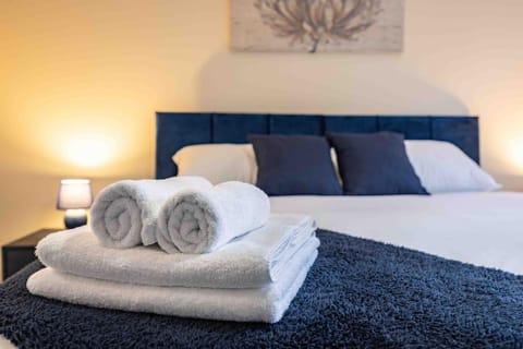 Spacious house in quiet cul-de-sac near to Hospital Apartment in Shrewsbury