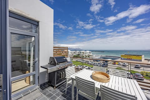 BBQ facilities, Sea view