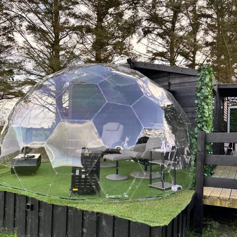 Glamping Domes Campground/ 
RV Resort in Northern Ireland
