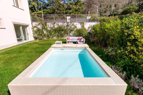 Spring, Day, Natural landscape, Summer, Garden, Garden view, Pool view, Swimming pool, sunbed