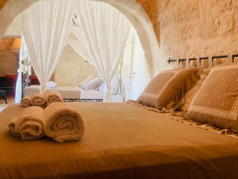 Villa Clive with Trullo Matto Plus Apartment in Province of Taranto