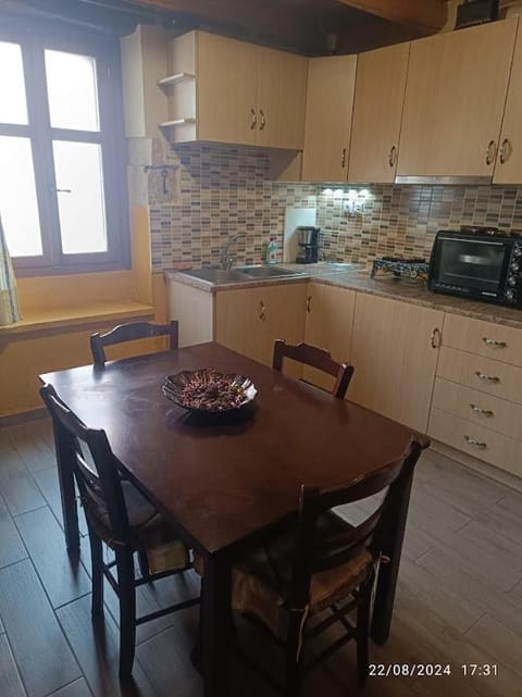 George Traditional Chalet Chalet in Crete