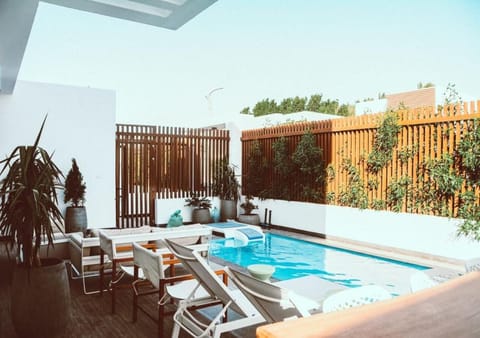 Day, Balcony/Terrace, Pool view, Swimming pool, Swimming pool