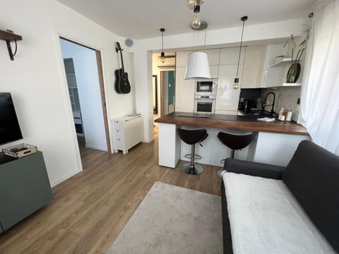 Kitchen or kitchenette, Living room, Dining area