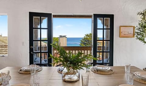 3263 Villa by the Sea townhouse House in Pacific Grove