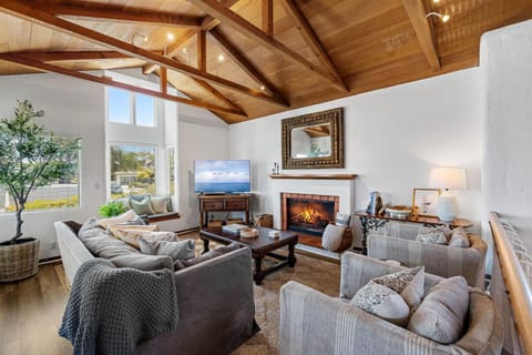 3263 Villa by the Sea townhouse House in Pacific Grove