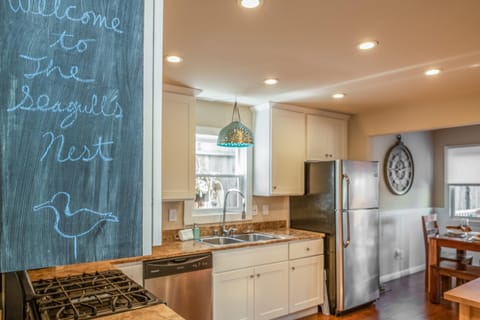 3788 The Seagull's Nest home House in Pacific Grove