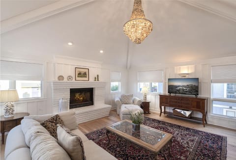 3817 Caledonia Bay Lookout home House in Pacific Grove