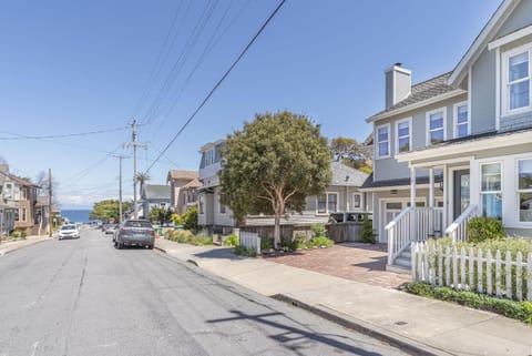 3813 Point Break home House in Pacific Grove