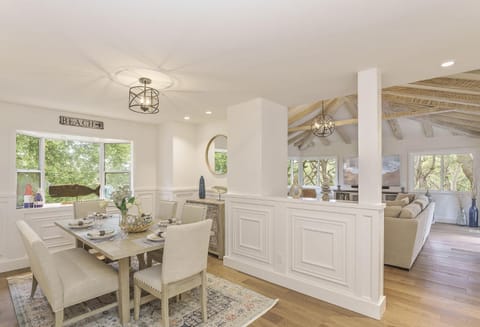 3877 Sea Esta home House in Pacific Grove