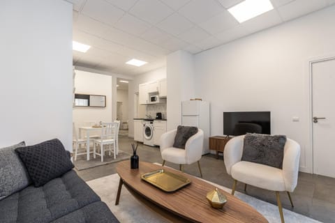 Waou Essence I Los Austrias - Corta Duración Apartment in Centro