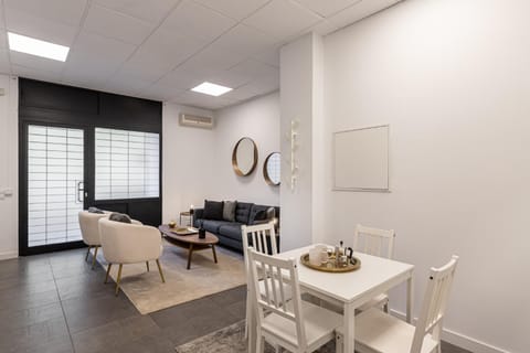 Waou Essence I Los Austrias - Corta Duración Apartment in Centro