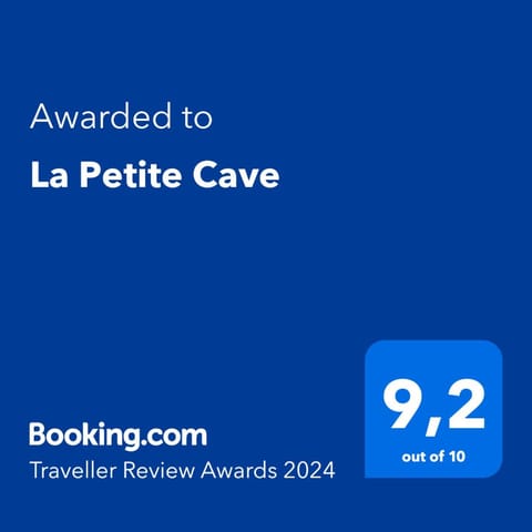 La Petite Cave House in Apt